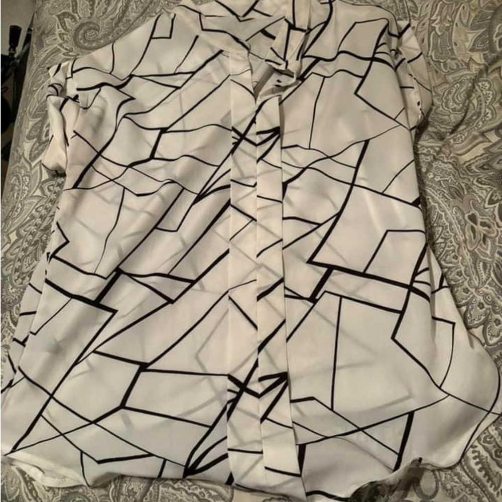 Women’s dress shirt